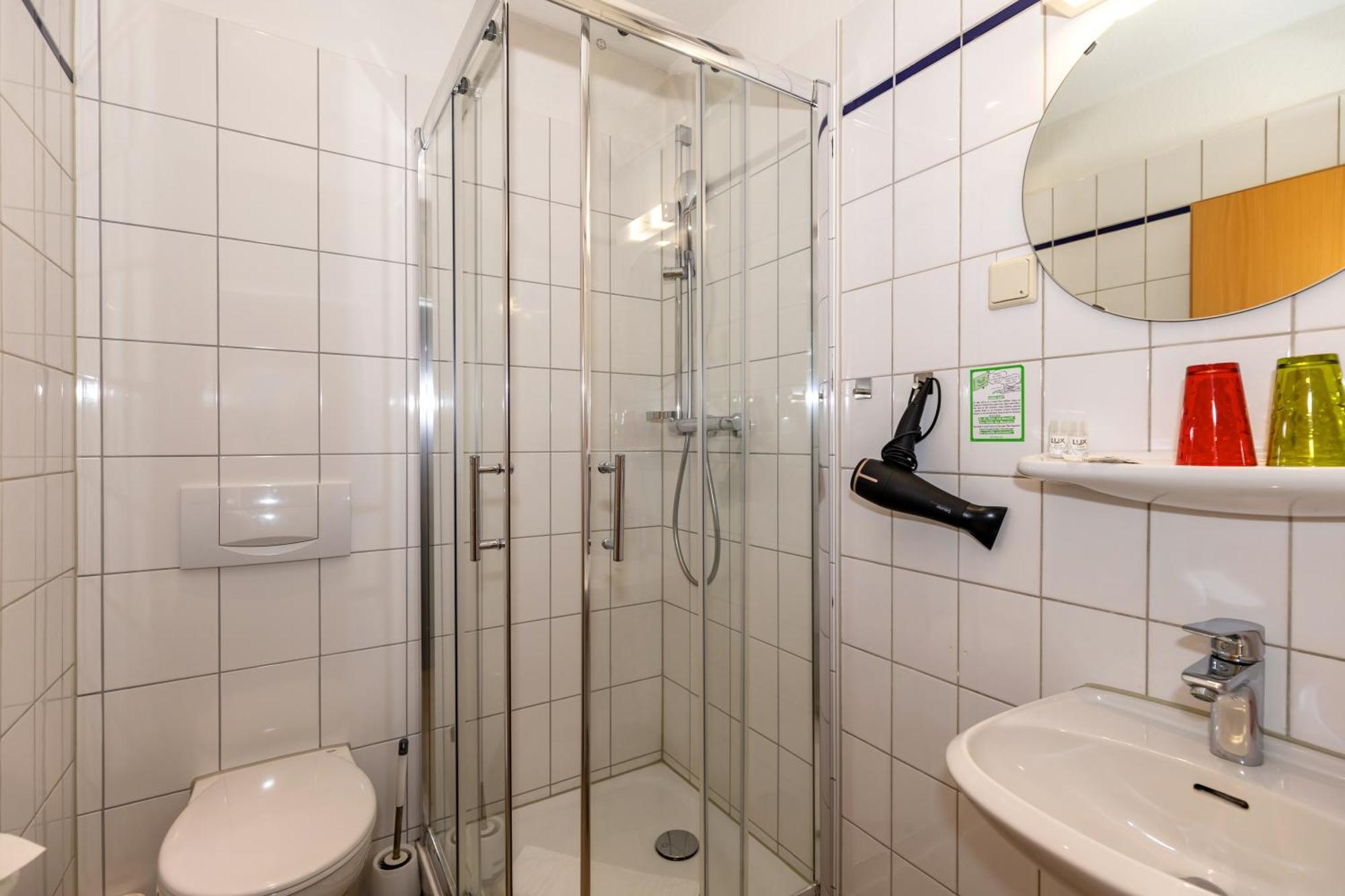 Hotel Zur Traube Ostseebad Kühlungsborn المظهر الخارجي الصورة